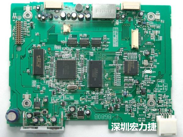 大面積PCB若電子元器件數(shù)量多、重量較重，板材強(qiáng)度不夠時容易產(chǎn)生PCB中央部凹陷問題。