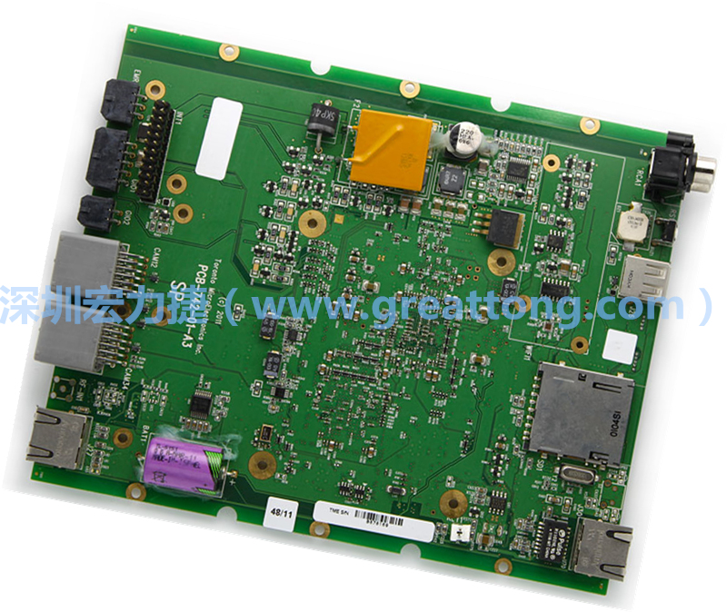 提出實驗數(shù)據(jù)佐證OSP表面處理的焊接強度比ENIG表面處理PCB來得強。但也證實OSP的焊錫強度會隨著時間老化而變差，所以，產(chǎn)品賣到市場上越久，其不良率應(yīng)該會越高